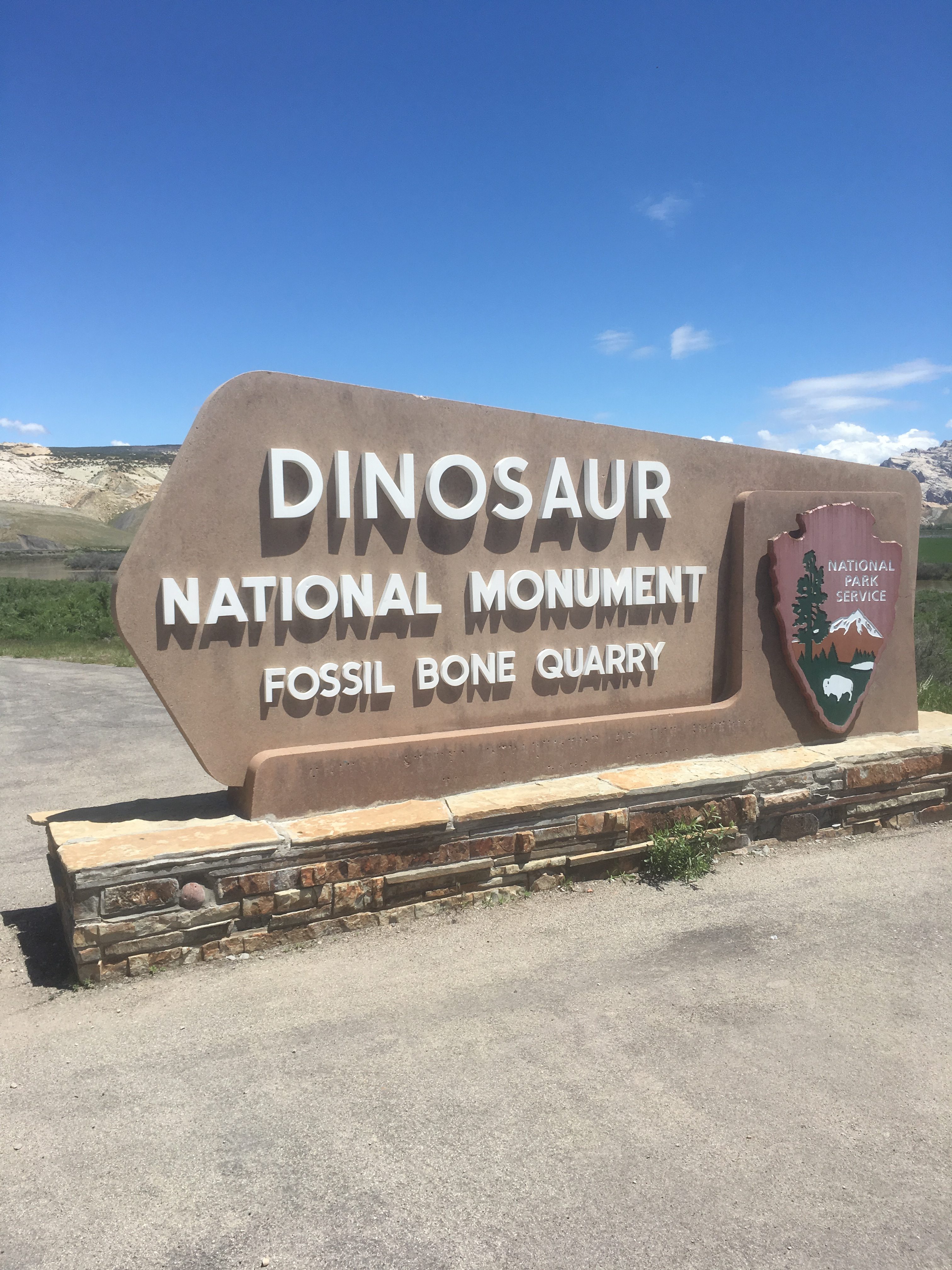 location of dinosaur national monument